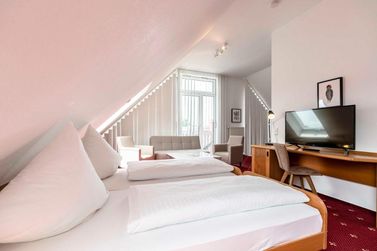 Hotel & Gasthaus Loewen Валдкирх Екстериор снимка