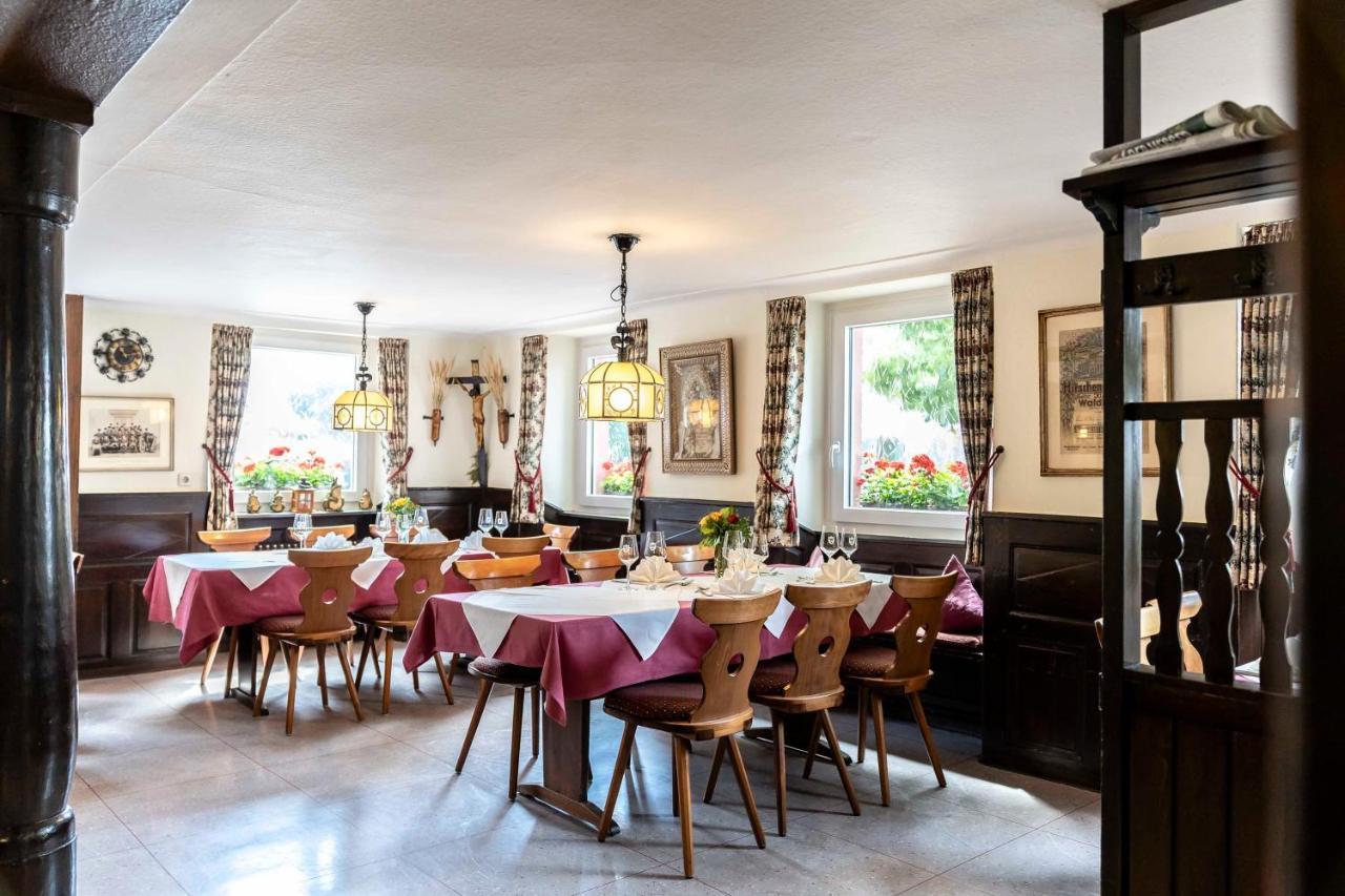 Hotel & Gasthaus Loewen Валдкирх Екстериор снимка