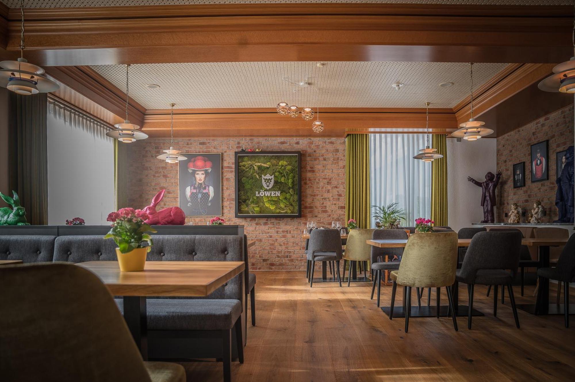 Hotel & Gasthaus Loewen Валдкирх Екстериор снимка