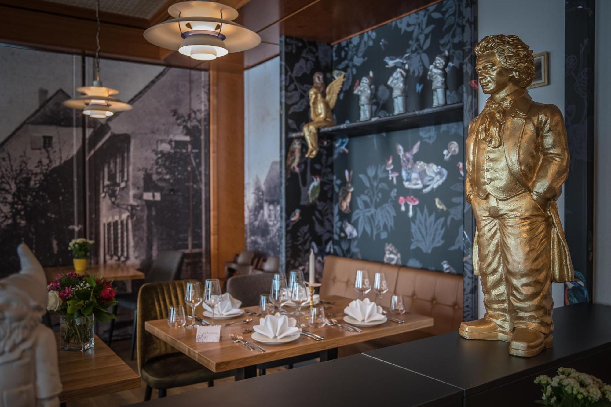 Hotel & Gasthaus Loewen Валдкирх Екстериор снимка